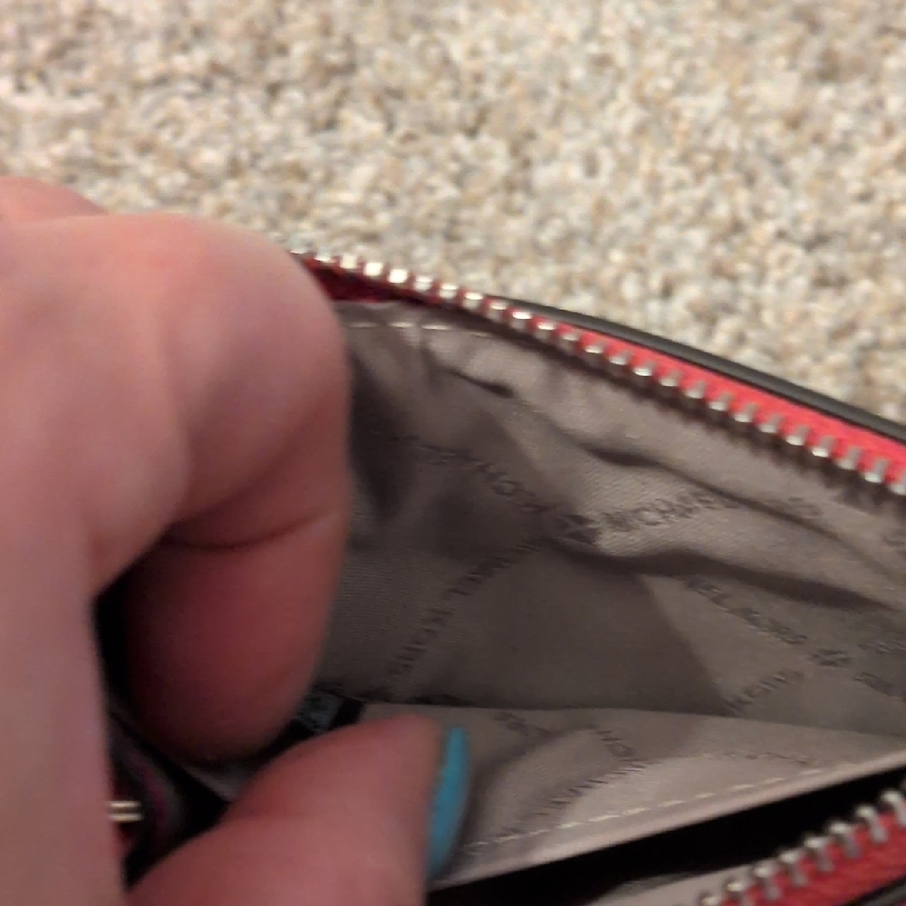 Michael Kors Fuchsia Quilted Wallet - Picture 10 of 12